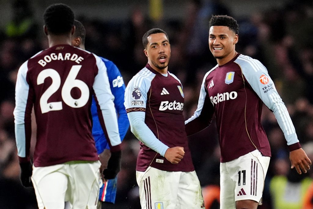 Arsenal đấu Aston Villa: Kẻ phán quyết Ngoại hạng Anh