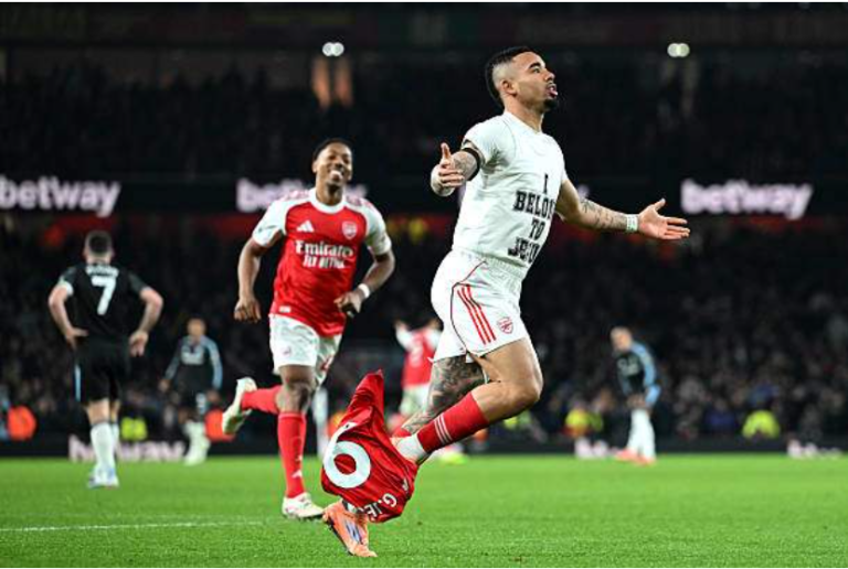 Xem Arsenal Ngoại hạng Anh: Thắng Đậm Aston Villa, Pháo Thủ Giữ Ngôi Đầu