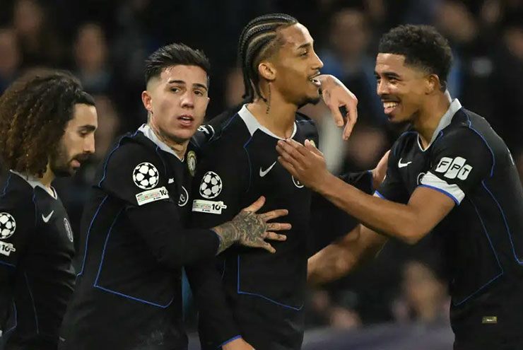 Chelsea có thể không được đá sân nhà ở knock-out Cúp C1
