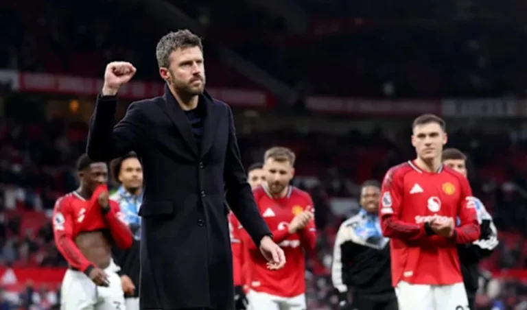 HLV Carrick làm được điều Amorim không thể làm được ở Man Utd – Sự khác biệt chiến lược và 7 bài học lớn