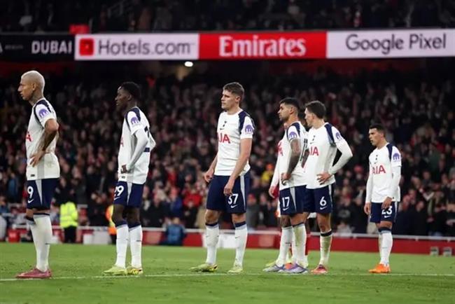 Tottenham sụp đổ trước Nottingham – Khi khủng hoảng chạm đáy