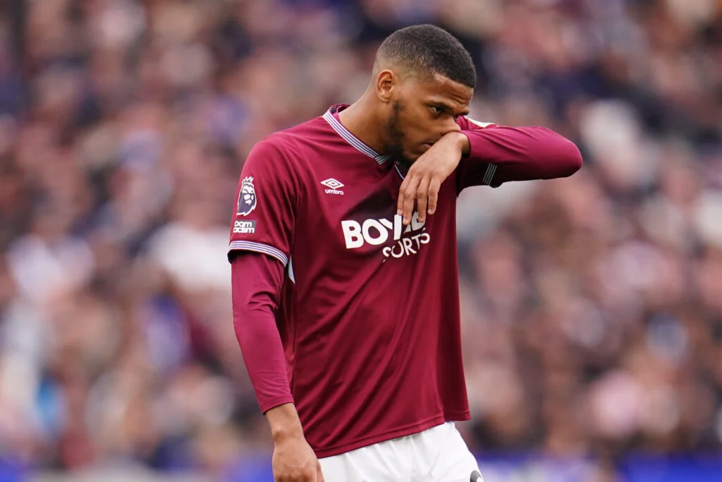 West Ham nín thở chờ Tottenham định đoạt số phận trụ hạng
